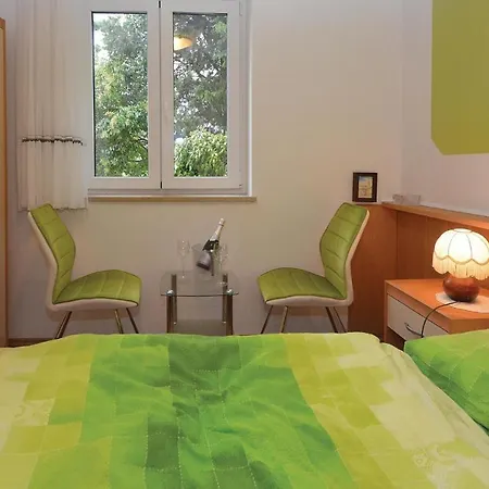 Lägenhet Cozy In Portoroz With Kitchen *